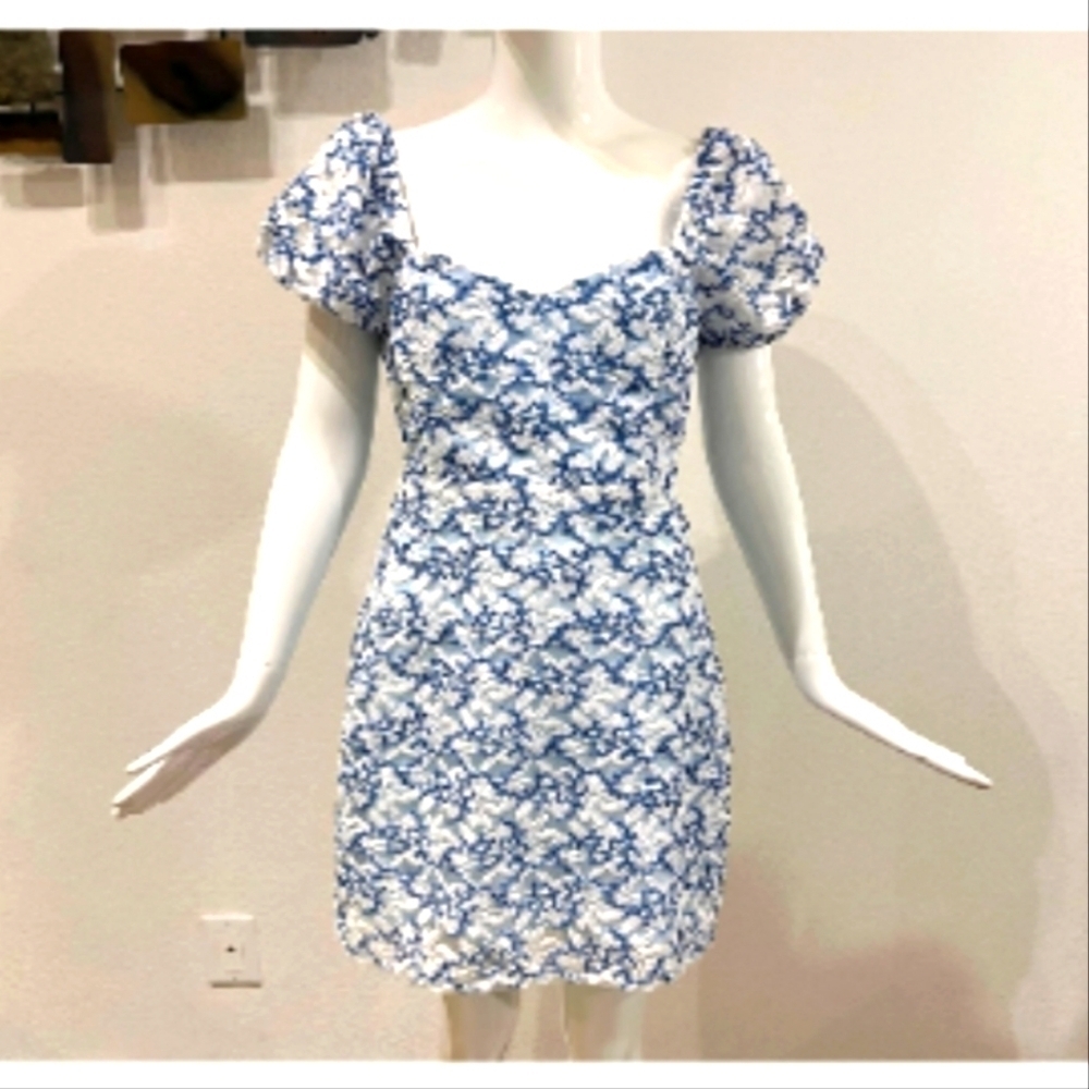 NWT Adelyn Rae “The Monroe” Lace MiniDress Floral Print Puff Sleeves Medium - Picture 2 of 14